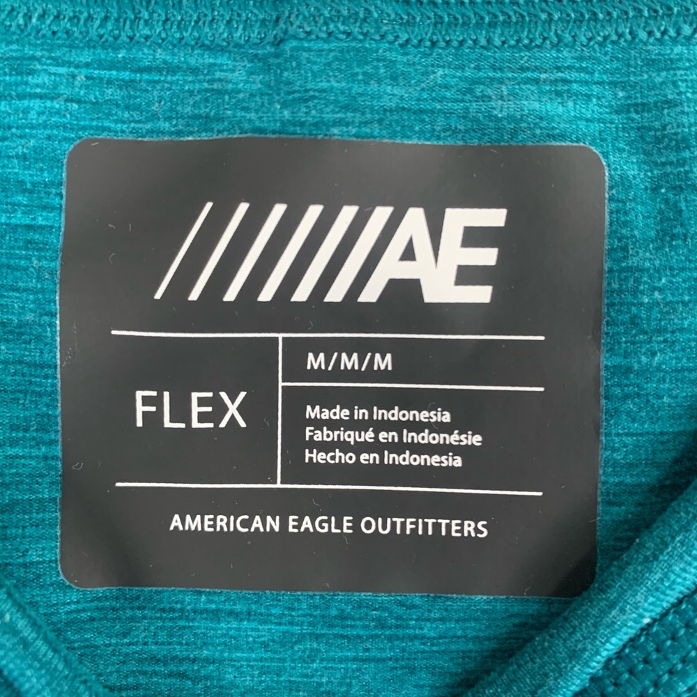 SOLD**  American Eagle Teal Green Flex Tee - Picture 4 of 8